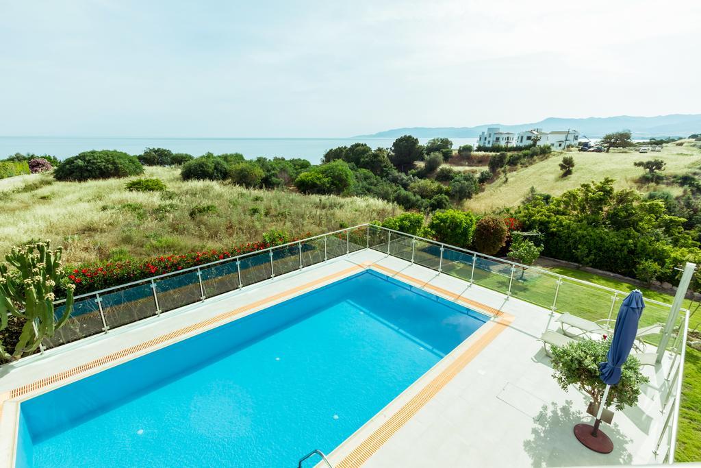 Villa Riverside Polis Exterior photo
